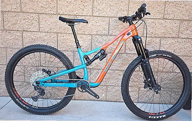 2023 Rocky Mountain Instinct A50 27.5" wheels Small #201 Blu/Oran Alloy Demo