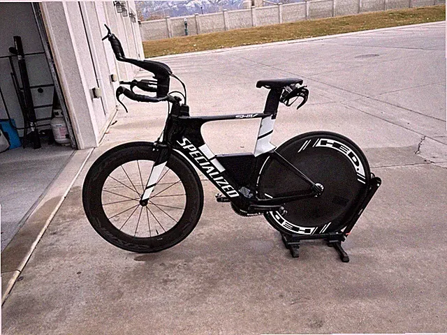 Specialized shiv